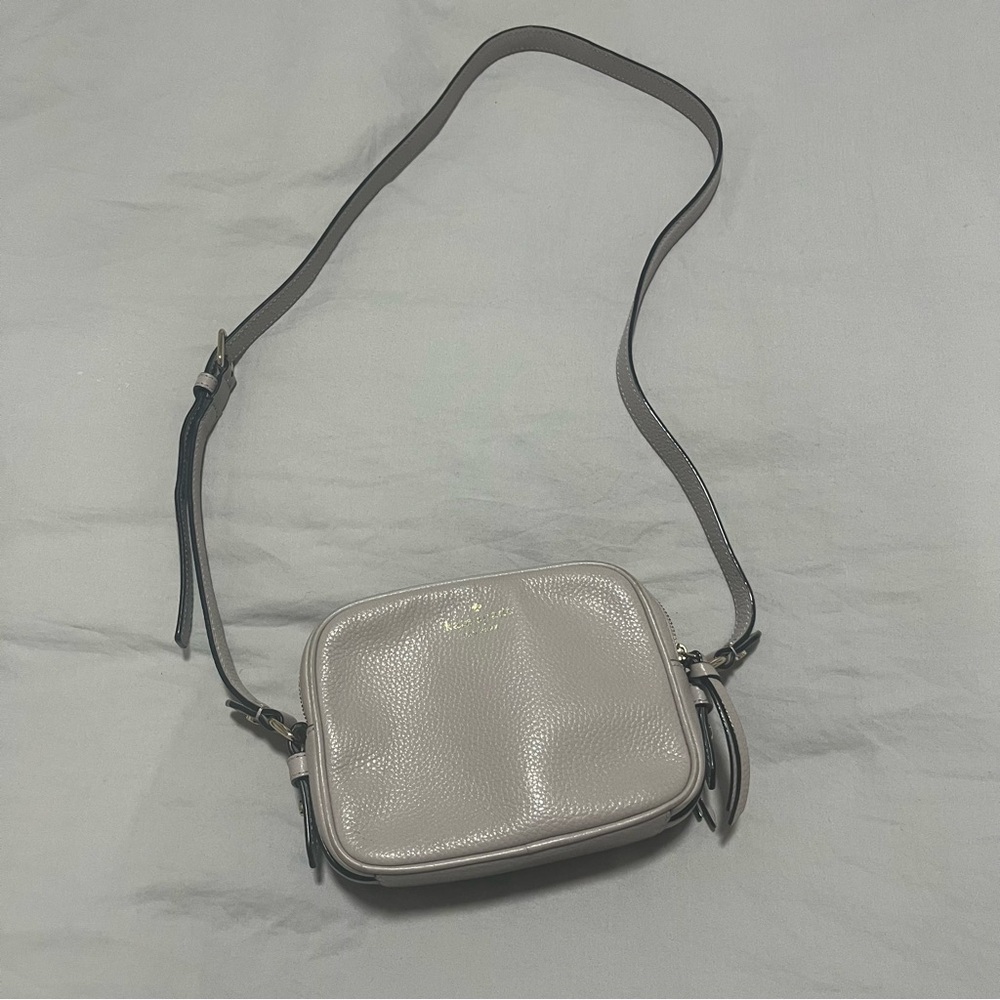 Kate Spade Mulberry Street Pyper Double Zip Crossbody Taupe Gray Pebbled Leather